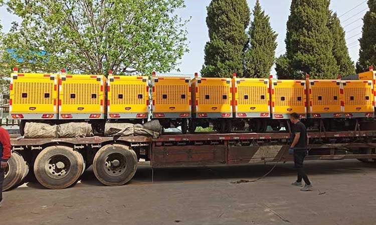 高壓沖洗車準備發車