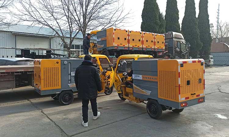 可上牌多功能高壓沖洗車裝車現場