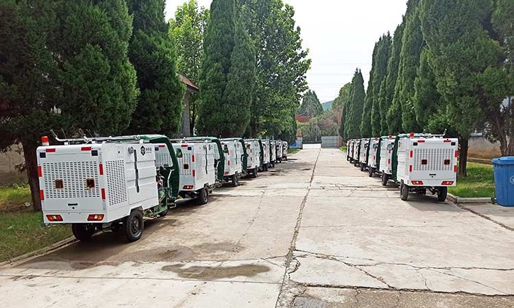 三輪高壓清洗車調試完成 小型高壓清洗車