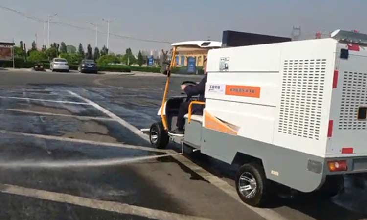 環衛四輪高壓清洗車