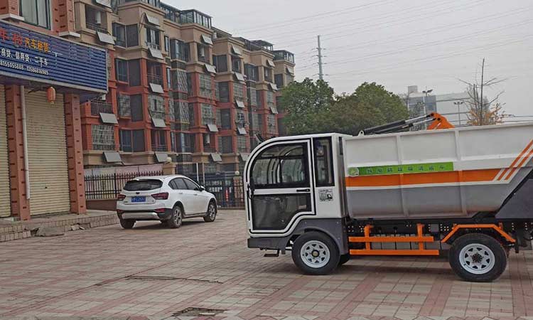小區垃圾清運車