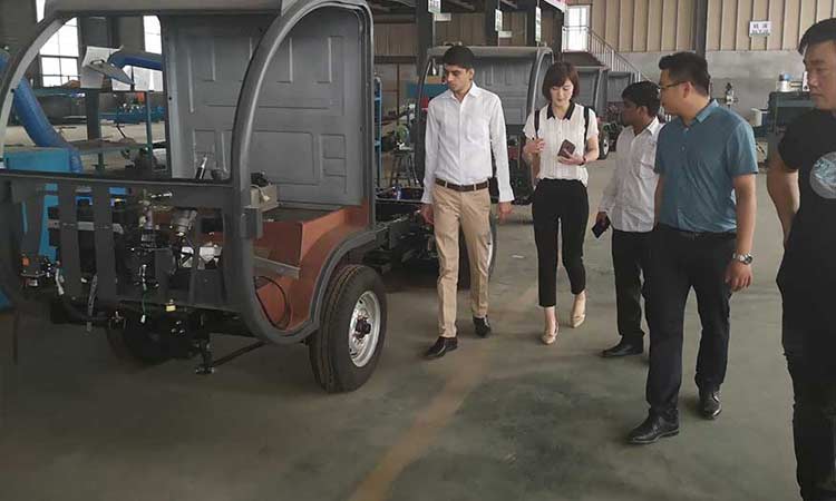 小型電動洗掃車 多功能洗掃車