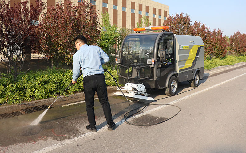 四輪多功能高壓清洗車(chē)BY-C15