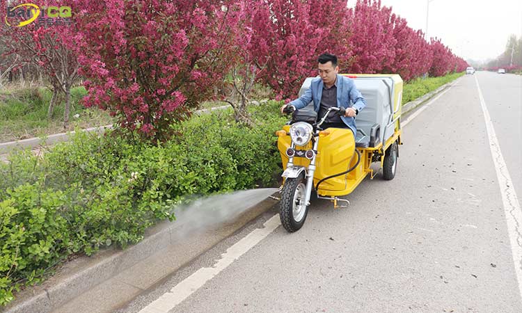 小型三輪高壓清洗車(chē)