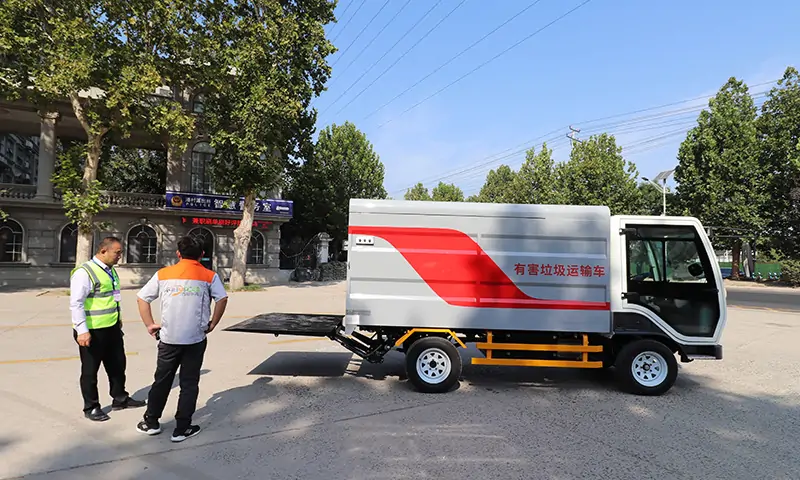 純電動分類垃圾清運車，小區垃圾分類轉運好幫手