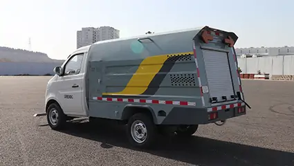 新能源道路養護車BY-C3000車輛配置