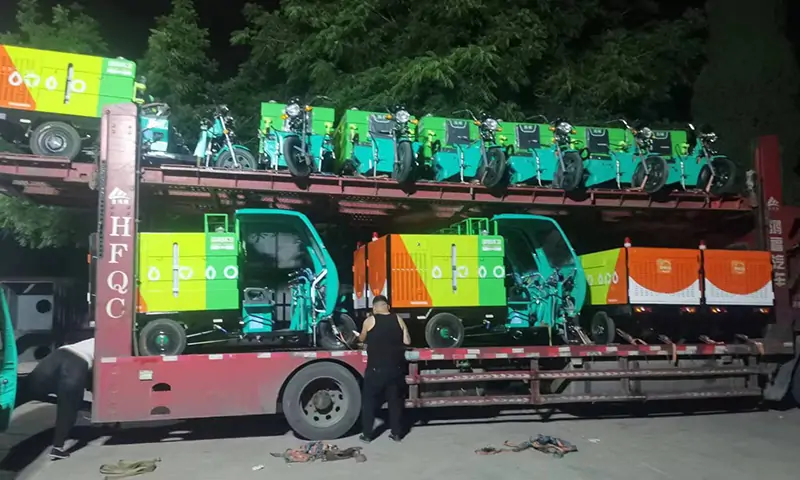 多功能高壓清洗車(chē)發(fā)貨深圳！助力深圳環(huán)衛(wèi)美好生活環(huán)境！