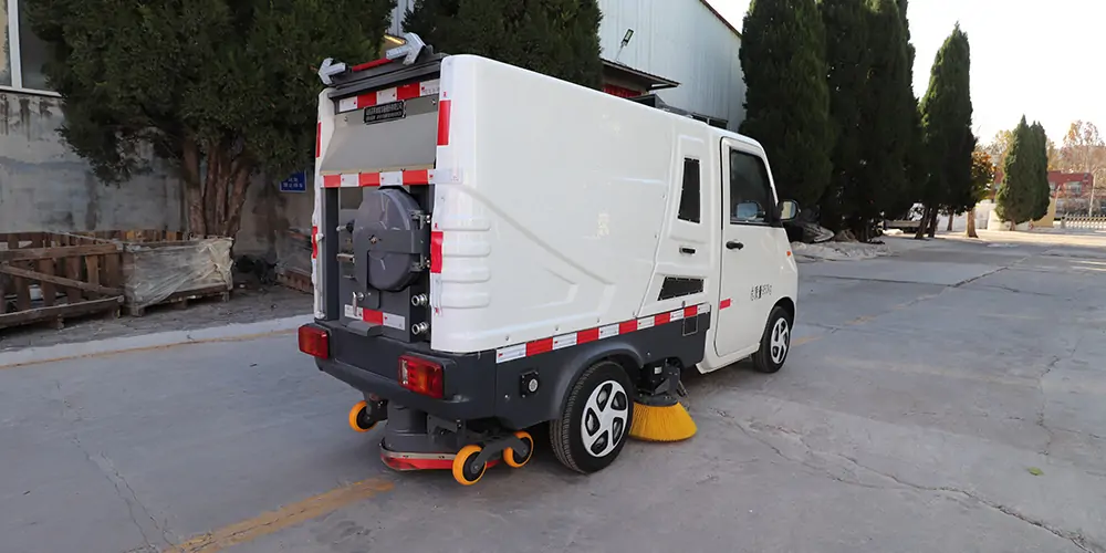 小型電動(dòng)洗掃車,電動(dòng)小型洗掃車,小型電動(dòng)環(huán)衛(wèi)洗掃車,小型電動(dòng)洗掃一體車,新型純電動(dòng)洗掃車