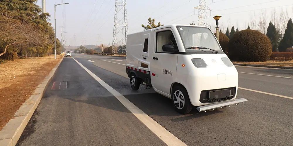 市政高壓沖洗車,電動四輪高壓沖洗車,高壓沖洗車清洗車,路面污漬高壓沖洗車,環衛高壓小型沖洗車