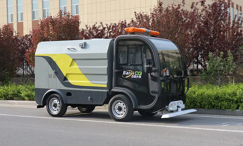 創新環保車輛：四輪多功能高壓清洗車