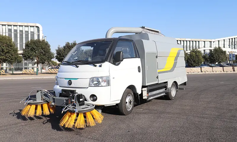 四輪樹葉收集車：解決落葉難題，引領環保革命