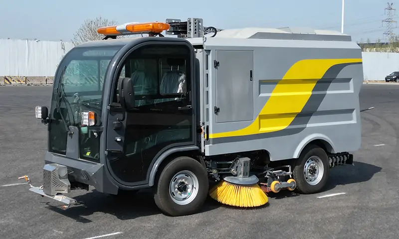 新能源純電動洗掃車-助力城市環(huán)境建設
