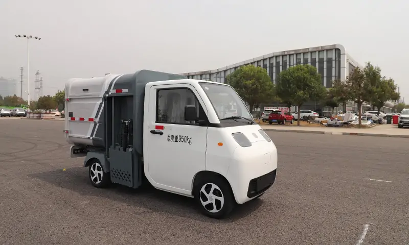 新能源四輪垃圾清運車：打造城市環境衛生建設新標桿