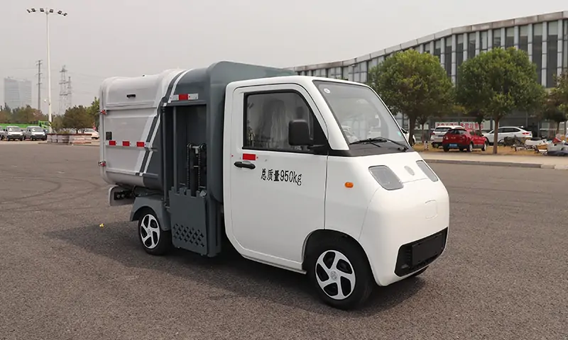 新能源四輪垃圾清運車：高效環保，助力城市清潔