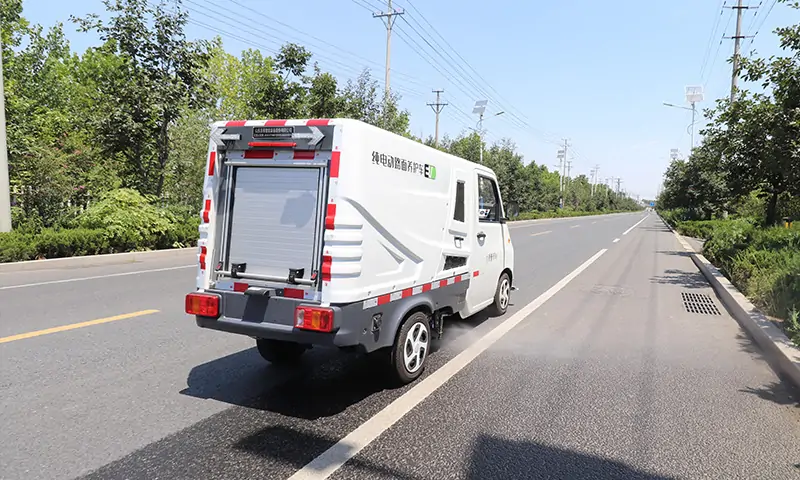 新能源多功能高壓清洗車：高效清潔，環保便捷