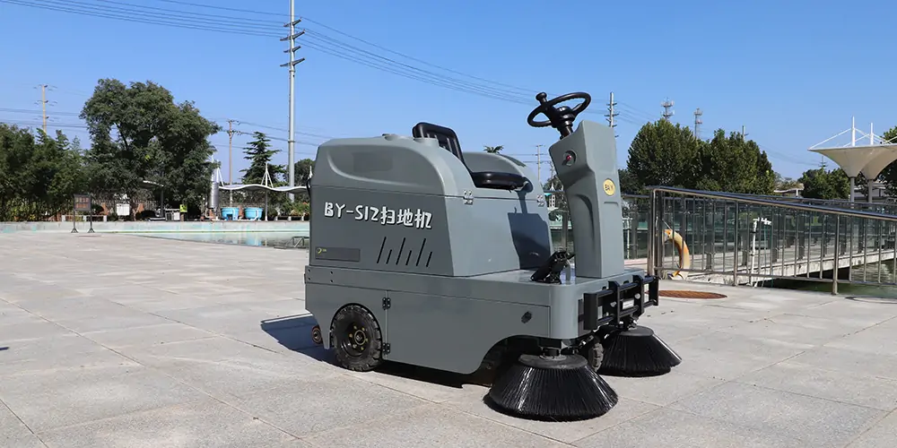 純電動清掃車，清掃車，小型清掃車，電動掃地車