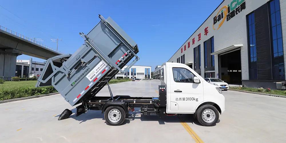 新能源側裝垃圾車，新能源垃圾車，小型垃圾車，純電動垃圾車，環衛垃圾車，垃圾車