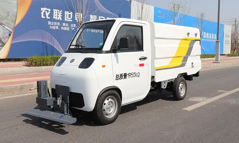 純電動四輪高壓清洗車：引領城市環衛新趨勢