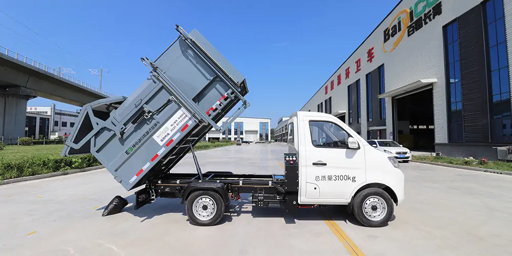 新能源側裝式垃圾車，新能源垃圾車，小型垃圾車，純電動垃圾車