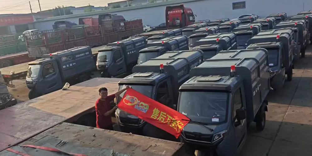 新能源側(cè)裝垃圾車_側(cè)裝垃圾車_垃圾車_小型環(huán)衛(wèi)車