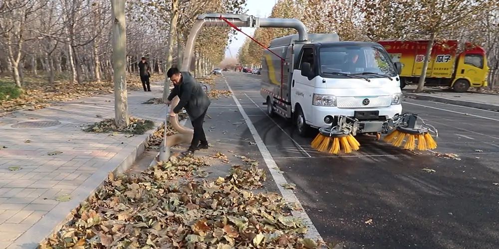 純電動樹葉收集車_樹葉收集車_電動樹葉收集車