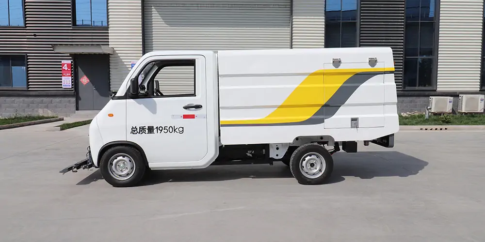 新能源路面養(yǎng)護(hù)車，高壓清洗車，高壓沖洗車，路面養(yǎng)護(hù)車