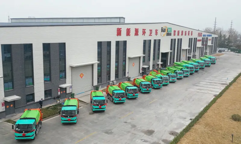 新能源洗掃車投入使用 讓城市清潔更高效更環(huán)保