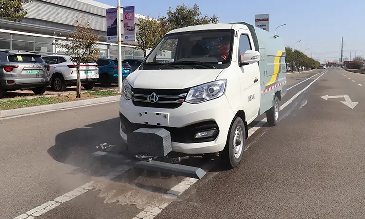 新能源道路養護車BY-C3000