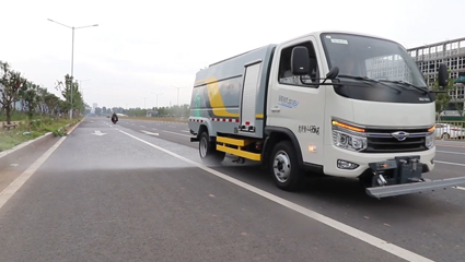 純電動路面養(yǎng)護車BY-C4500動力系統(tǒng)